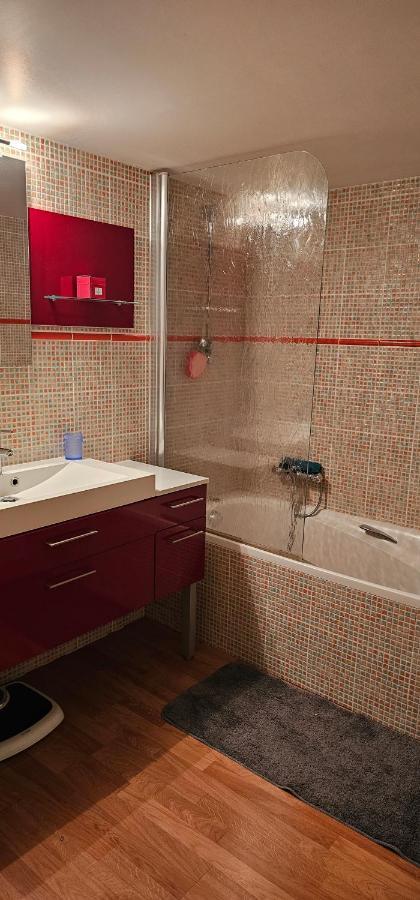Mialie Duplex Familial Classe 3 Etoiles 勒宝洛 外观 照片